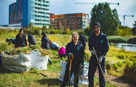 Corporate Volunteering for Conservation & Environment .